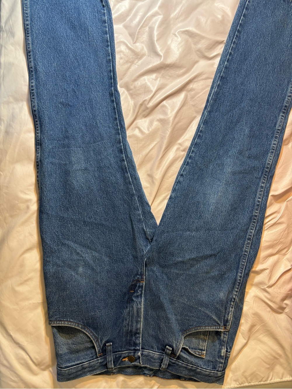Women's Straight-Leg Denim Jeans in Blue